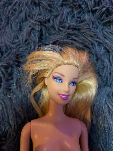 Varias Muñecas Barbie Y Similares Con Detalle (ver Fotos) (Usado)