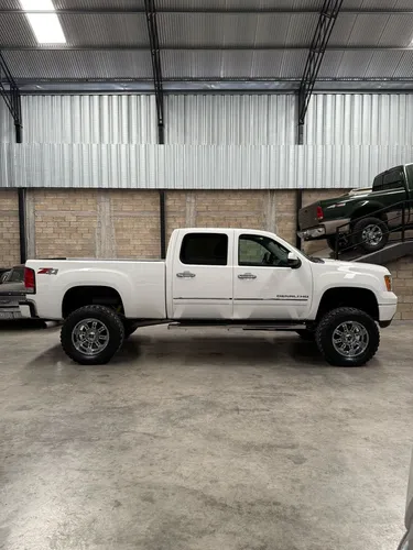 GMC Sierra Denali HD