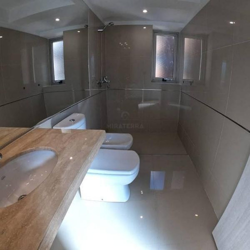 Imagen 21 de 27 de Departamento De 3 Dormitorios En Venta En Rosario Zona Céntrica