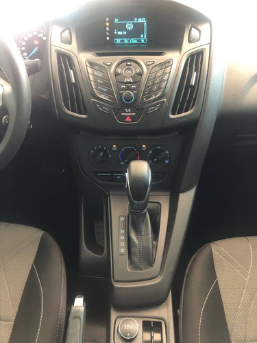 Ford Focus 2.0 S Sedan 16v Flex 4p Powershift