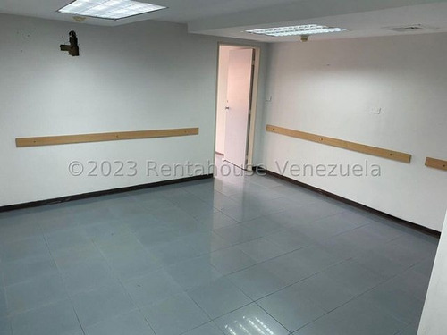 Amplia Oficina En Alquiler Centro Comercial La Casona ( La Casonita ) San Antonio De Los Altos