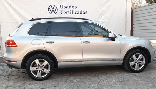Volkswagen Touareg 4.2 V8 A-v8 At