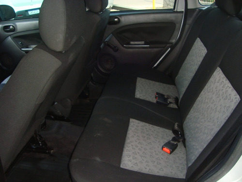 Imagem 6 de 6 de Ford Fiesta 1.6 Rocam Sedan 8v Flex 4p Manual