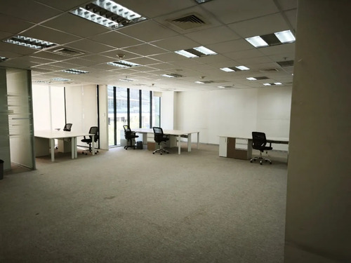 Full Habilitada  Sala Reuniones 5 Privados  Semi Amoblada 