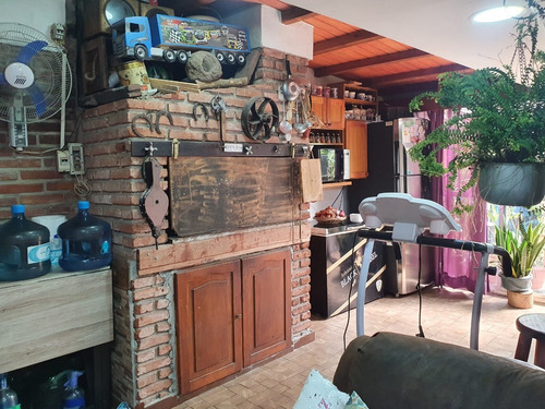Imagen 5 de 13 de Inmobiliaria Rias Altas Vende Hermoso Dúplex De 3 Dormitorios Con 2 Cocheras