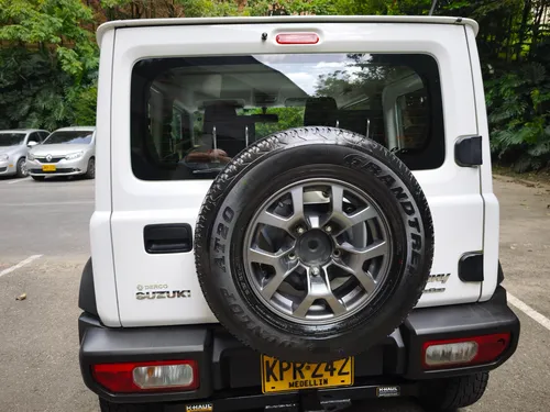 Suzuki Jimny 1.5 Gl