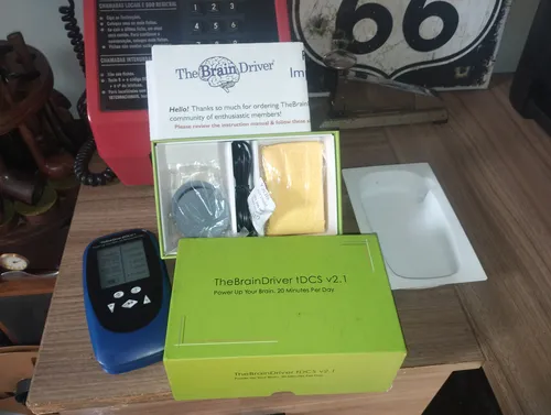 Amazon.co.jp: TheBrainDriver tDCS Device - TheBrainDriver v2