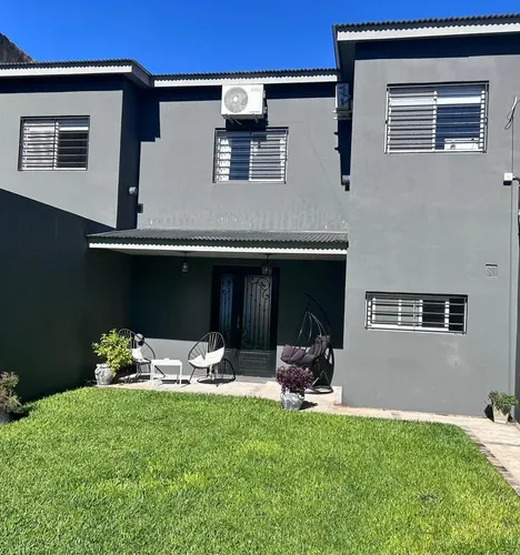 Ph  Tipo Casa Al Frente Con Jardín, Parrilla Y Garage  Victoria Centro