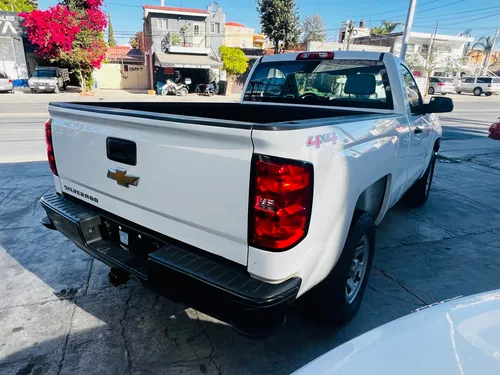 Chevrolet Silverado 4.3 K Pickup 2500 Cab Reg 4x4 Mt