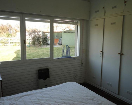Venta Y Alquiler Temporario De Gran Casa En Pinares A 1 Cuadra De La Playa- Ref: 1499