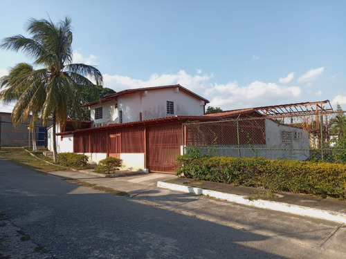 Casa En Venta En Cumbres Del Manzano Barquisimeto. Nv