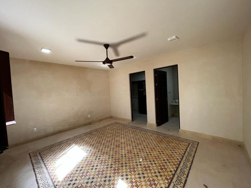 Impresionante Casa En Venta Estilo Colonial En Merida Centro (avc-2585)