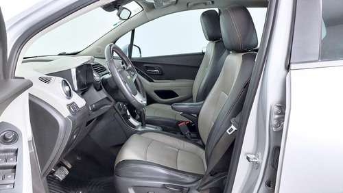 Imagen 7 de 23 de Chevrolet Tracker 1.8 Ltz+ Awd At 140cv - 170941