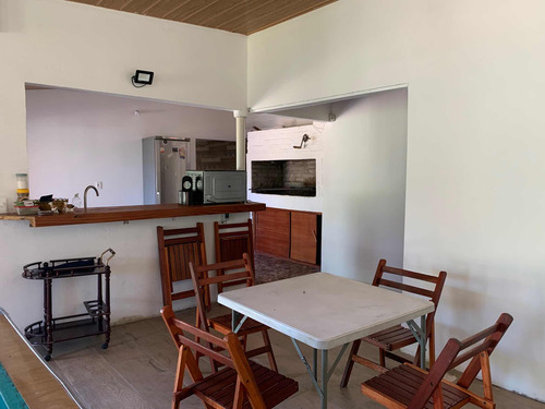 Casa En Pinamar Sur Con Mesa De Pool Fin De Semana $ 6500