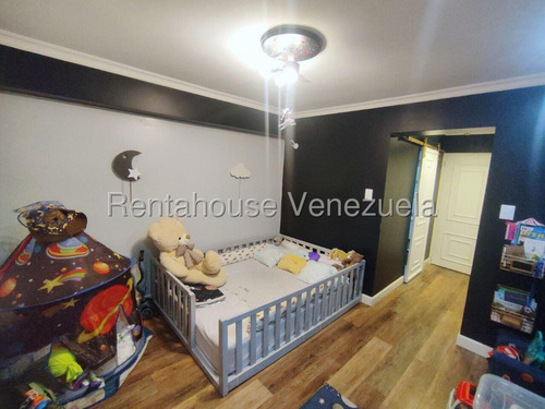 Venta De Apartamento En Colinas De Valle Arriba Cl Mls 25-20938