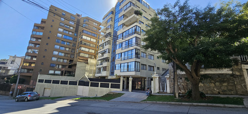 Departamento En Calle Traslaviña, A Pocas Cuadras De Alvare