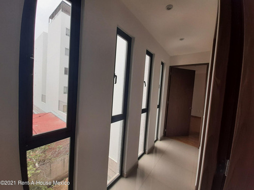 Imagen 4 de 9 de Departamento En Venta En Portales 215031al