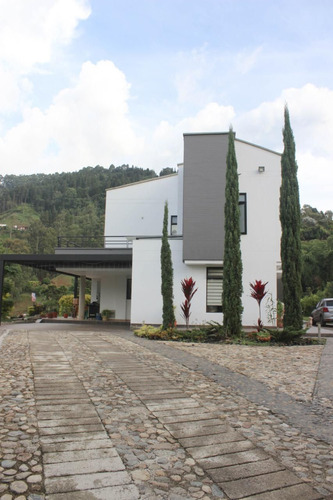 Espectacular Casa Campestre En Venta Caldas 