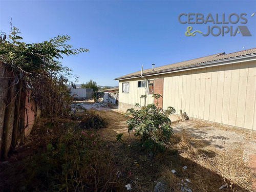 Casa En Venta De 2 Dorm. En Quilpué