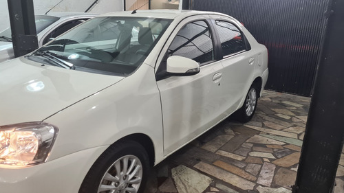Toyota Etios Xls 2014