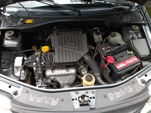 Renault Logan 1.4 2015