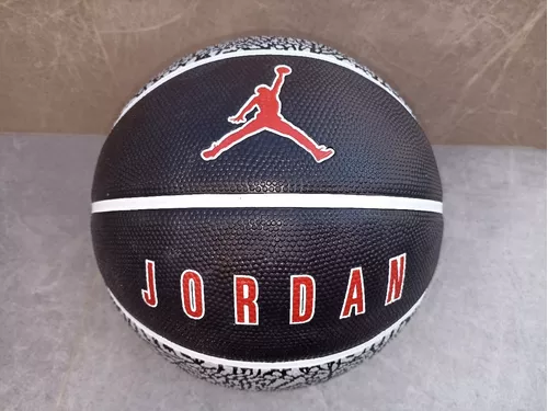 Balón de baloncesto jordan legacy 2.0 negro