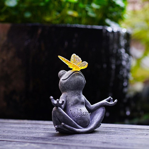 Frog Statue Solar Decor Creative Waterproof Resin
