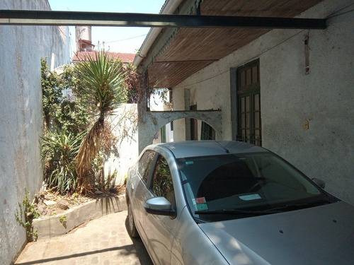 Morón Centro-dueño-casa Y Local Comercial - Para Reciclar
