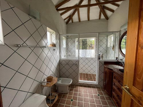 Se Vende Exclusiva Finca De 88 Hectáreas A Puerta Cerrada En Cacute Estado Mérida.