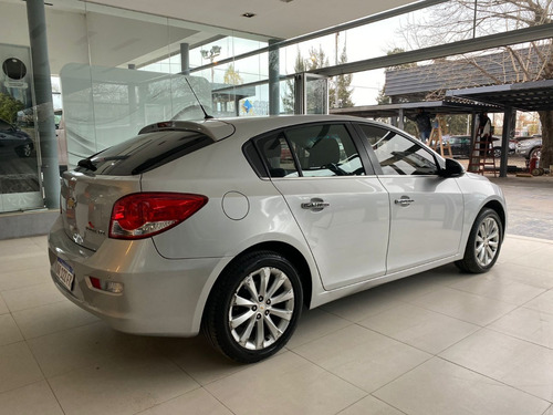 Imagen 10 de 11 de Chevrolet Cruze Ltz 1.8 5 Ptas. - Nafta - 2016