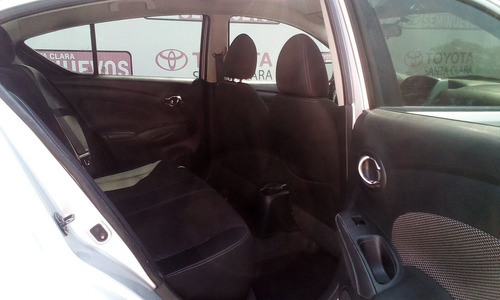 Imagen 13 de 15 de Nissan Versa 2017 1.6 Advance At