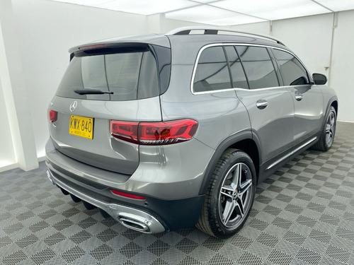 Imagen 11 de 25 de Mercedes Benz Glb 200 Amg Line 1.3