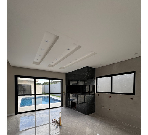 Imóvel De Alto Padão No Centro Piraquara Com Piscina Com Borda Infinita E Area Gourmet