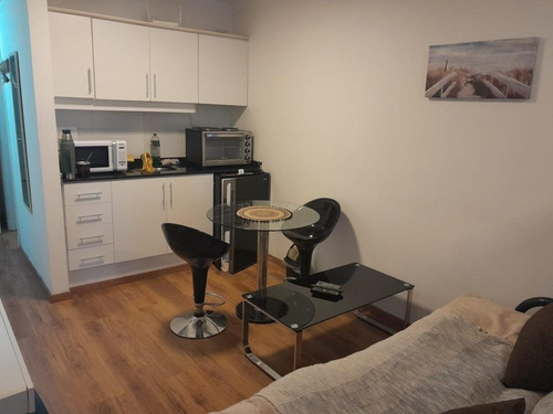 Imagen 8 de 13 de Alquilo/vendo Excelente Monoambiente Totalmente Equipado. Ya Esta Alquilado.
