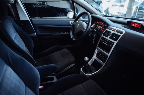 Imagen 4 de 5 de Peugeot Xt Premium Hdi