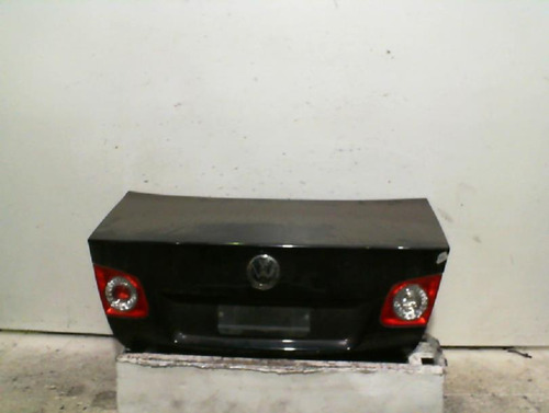 Tapa De Baúl Vw Vento 2009 - 286674