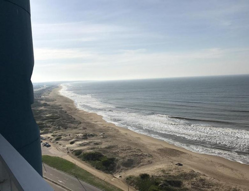 Departamento - Playa Brava