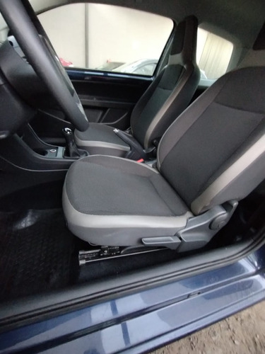 Imagen 14 de 16 de Volkswagen High Up! 1.0 Mpi 75cv 3p