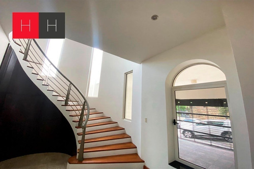 Imagen 3 de 23 de Casa En Venta Del Paseo Residencial Al Sur De Monterrey