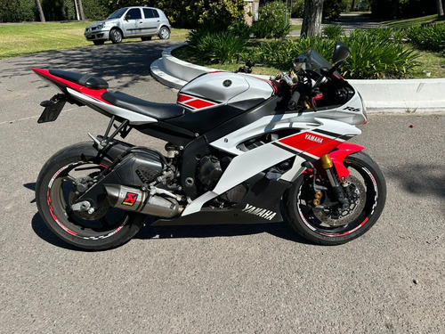 Yamaha R6 2012