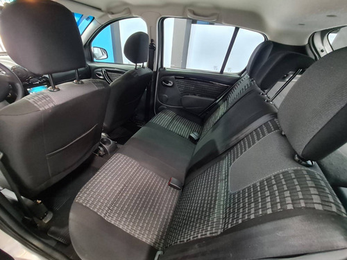 Imagem 8 de 9 de Renault Sandero 1.6 Privilége 16v Flex 4p Automático
