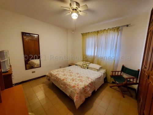 Imagen 10 de 21 de Los Naranjos Del Cafetal Casa En Venta Cod. 21-19296 02129594482----04141469108 Rah Ccct