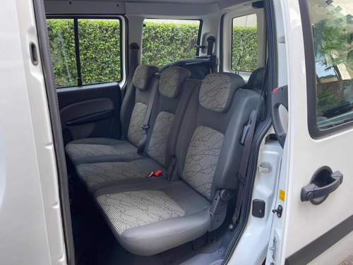 Fiat Doblo 1.8 16v Essence 7l Flex 5p