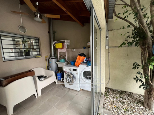 Casa Tipo Duplex En Venta 4 Ambientes Ituzaingó