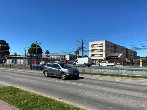Imagen 15 de 16 de Estupenda Casa Para Uso Comercial En Talcahuano