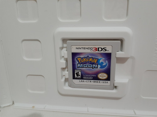 Pokemon Moon Nintendo 3ds Coleção. (Usado)