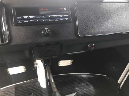 Volkswagen Kombi Vidriada
