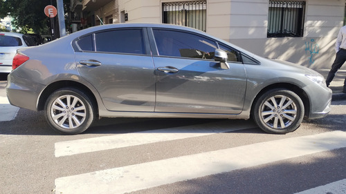 Honda Civic 1.8 Lxs At 140cv