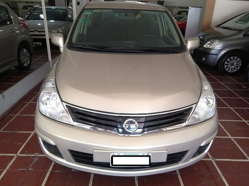 Nissan Tiida 1.8 Visia 5 P 2011