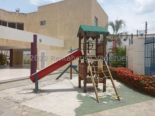 Imagen 19 de 21 de Apartamento En Venta, Las Quintas, Naguanagua. 23-7927. Rentahouse.